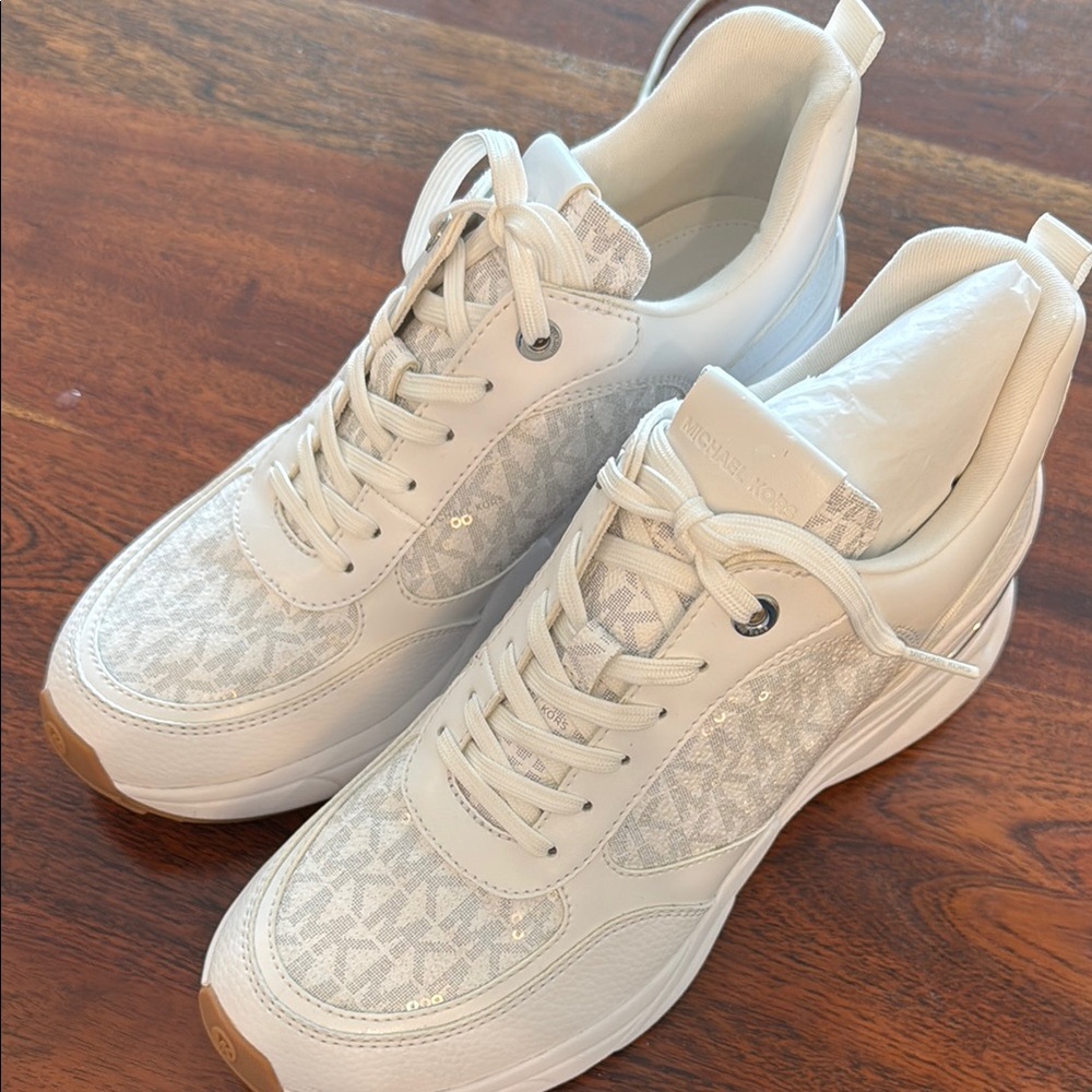 Michael Kors White Sneakers Clean Design